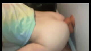 ǧ�の妻は、この構内のレストラン街にある立ち食