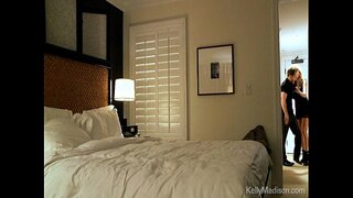 Эҫе Секс менән ҡыҙ грустная ҡунаҡхана номеры