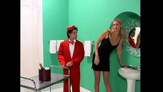 Класичний секс з малюком N39