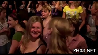 Postitye yo kriyan nan ecstasy ki soti nan fè sèks gwoup sovaj ak pouse