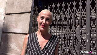 ���र्मन बालवीर - सडपातळ प्रौढ चर्चा करण्यासाठी उग्र सी. आणि जीभेने बोचा चाटून उत्तेजित करणे स्त्री पुरुष समागम येथे बनावट मॉडेल नोकरी